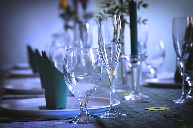 alexas_fotos-table-setting-3604064_640